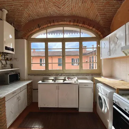 La Torretta Di Via Greppi Apartmán *
