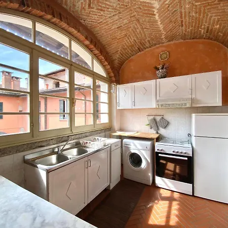 La Torretta Di Via Greppi Apartmán Angera