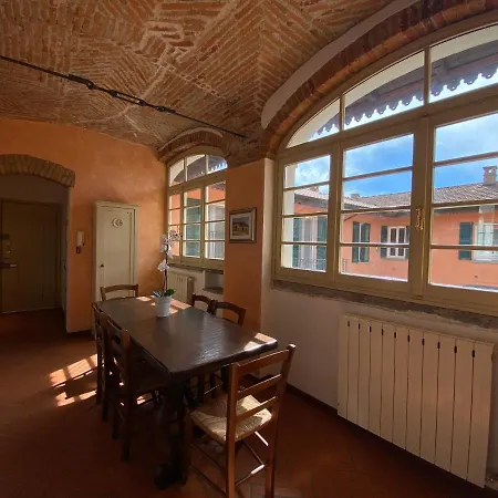 La Torretta Di Via Greppi Apartmán *