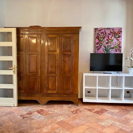 Apartmán La Torretta Di Via Greppi Angera